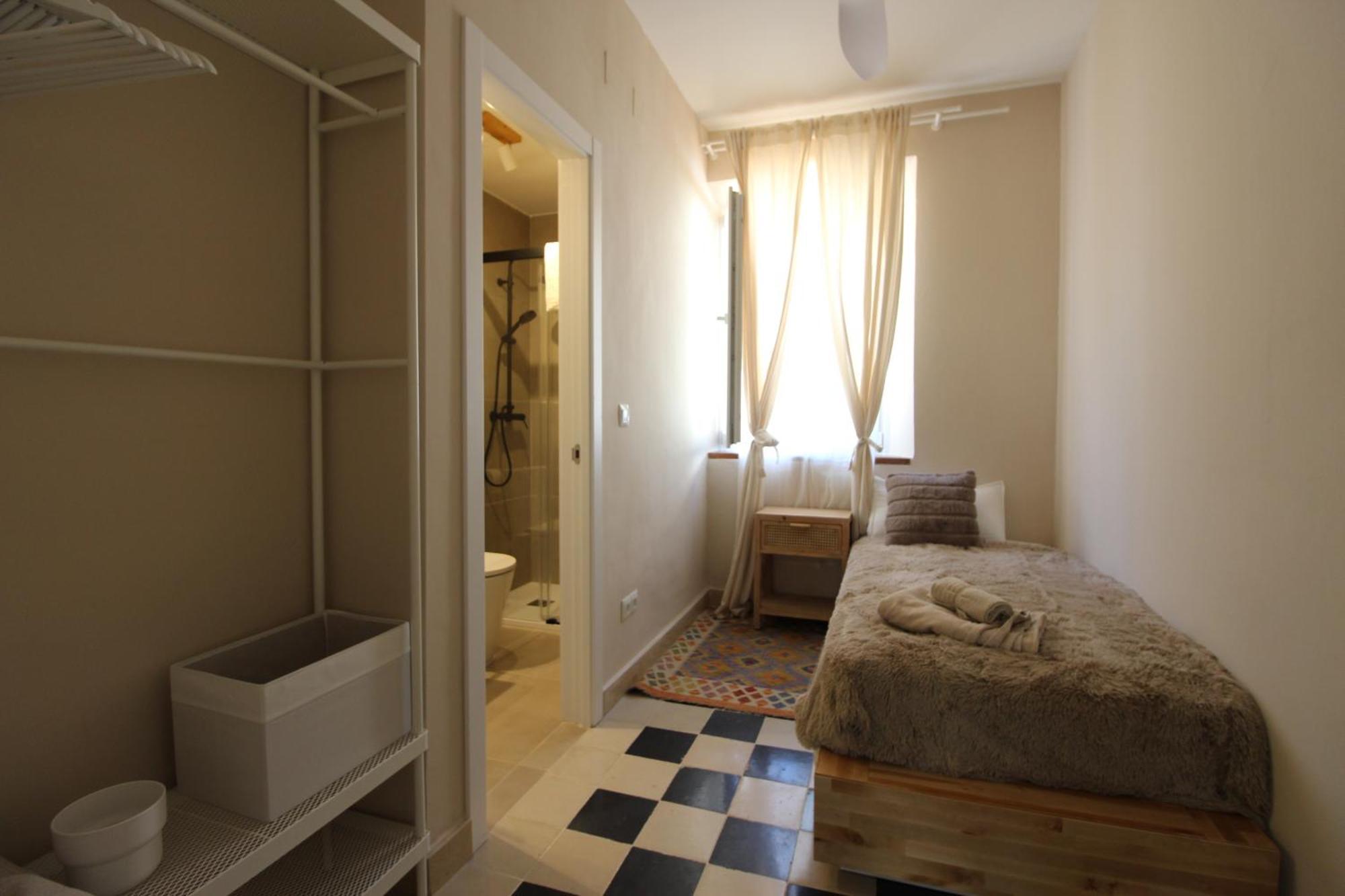Hostal Las Acacias — Foto 1